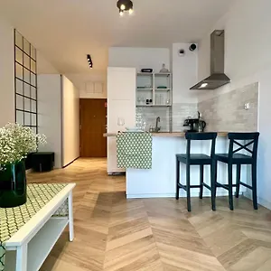 apartament-na-kurkowej.hotelswroclaw.com/
